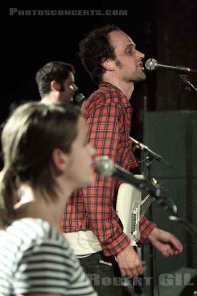 THE CHAP - 2009-09-15 - PARIS - La Maroquinerie - 